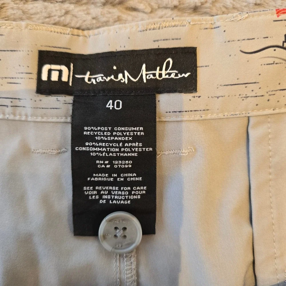 Travis Mathew Mens 40 Tan Boat Firework American Flag Golf Shorts Patriot Khaki